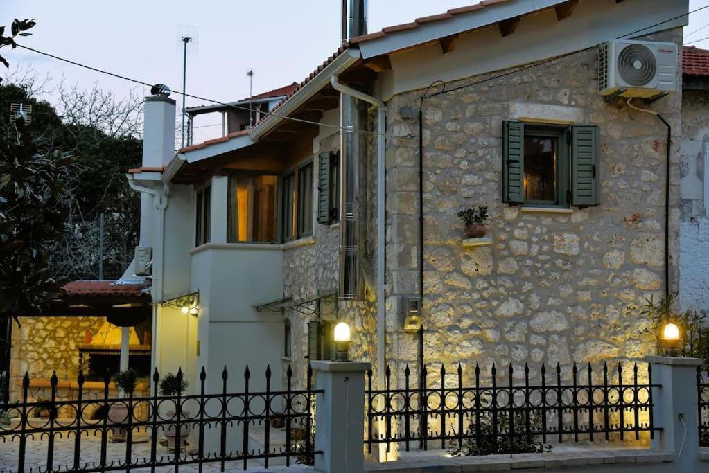 Willa La Casa Di Bella A Tradional Stone House With Barbecue Kariá Zewnętrze zdjęcie