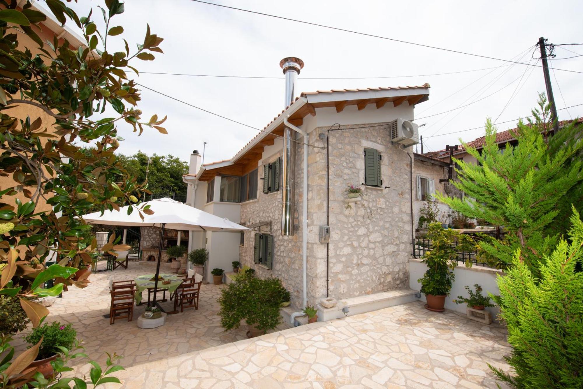 Willa La Casa Di Bella A Tradional Stone House With Barbecue Kariá Zewnętrze zdjęcie